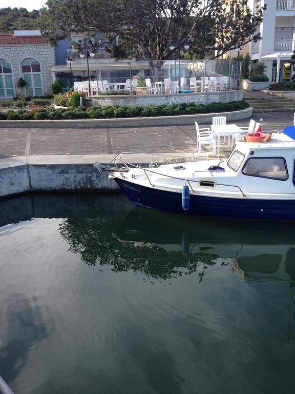 Port Villa Deniz Alacati Exterior photo