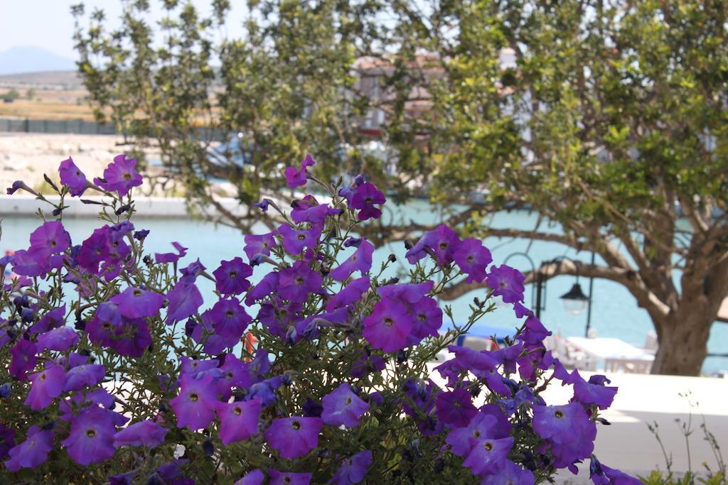 Port Villa Deniz Alacati Exterior photo