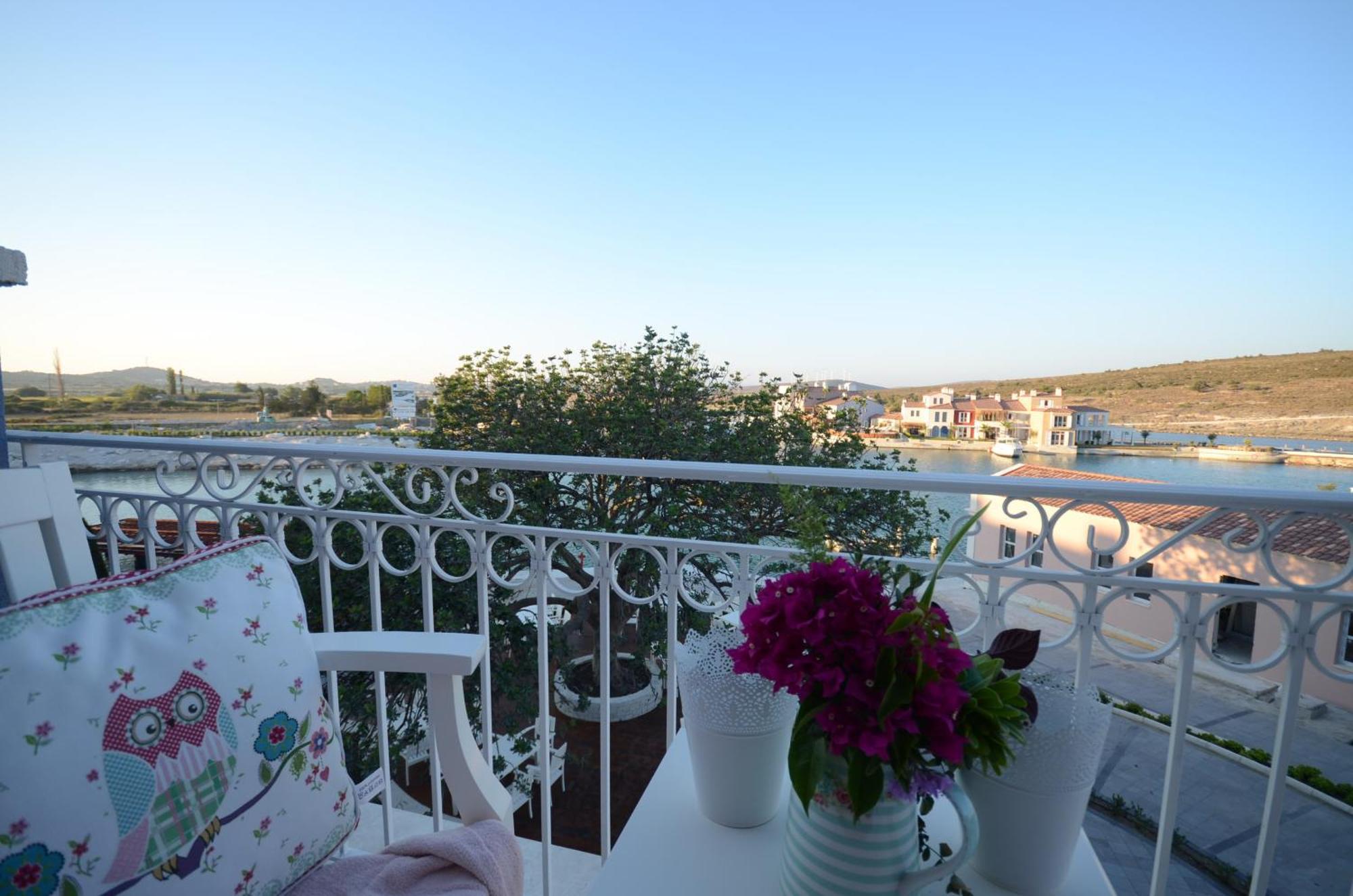 Port Villa Deniz Alacati Exterior photo